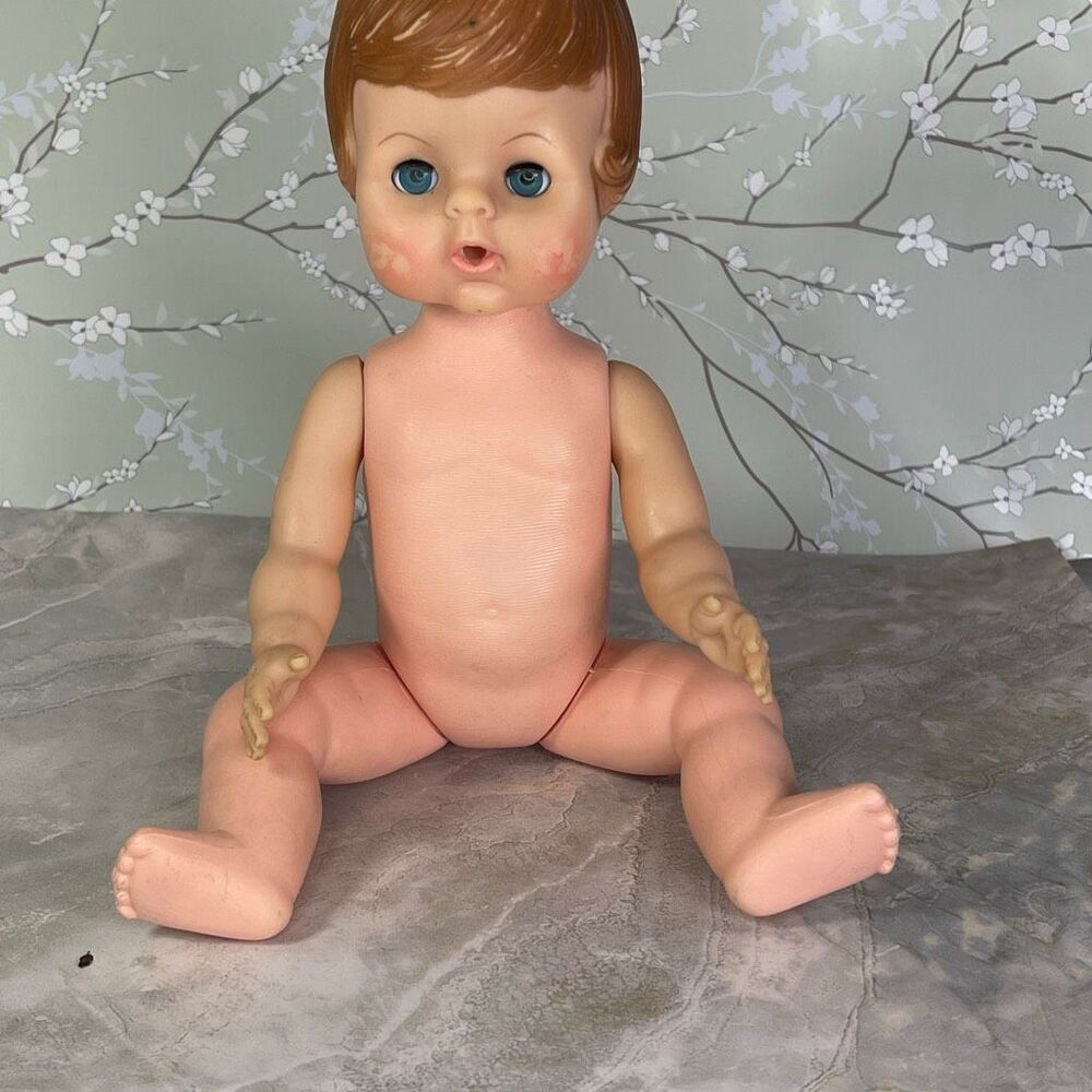 Vintage 1965 Uneeda Hard Body baby doll.